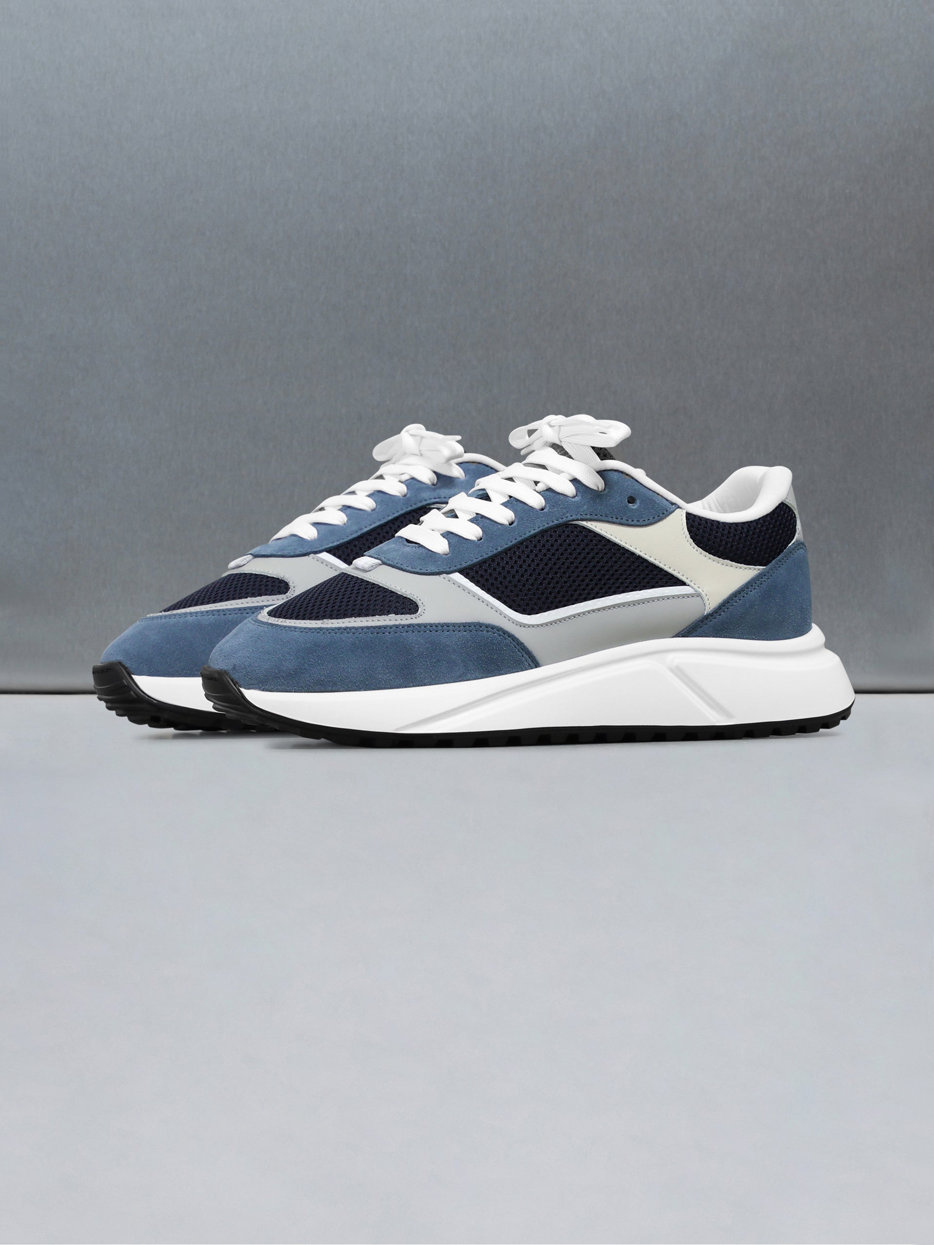 Technical Runner in Pacific Blauw