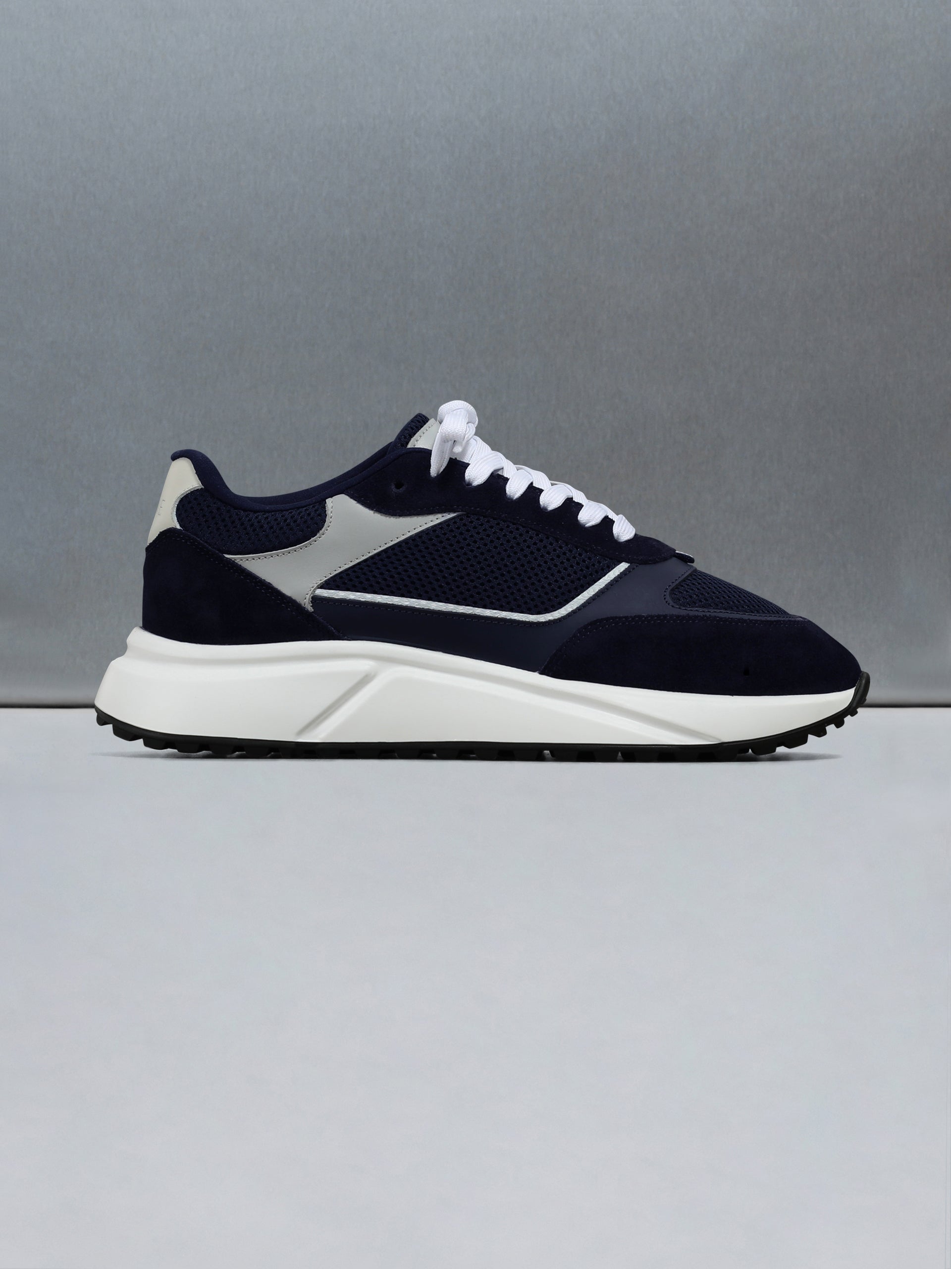 Technical Runner in Woestijn Navy